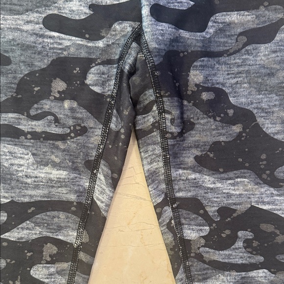Terez Urban Camo Leggings - Black and Gray - Picture 4 of 12